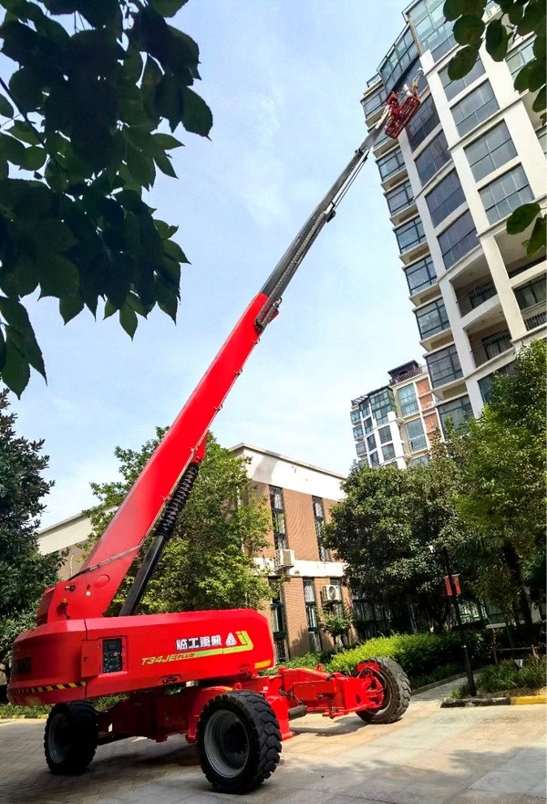 解决施工难，作业加速度！j9九游会重机T34JE助力小区改造