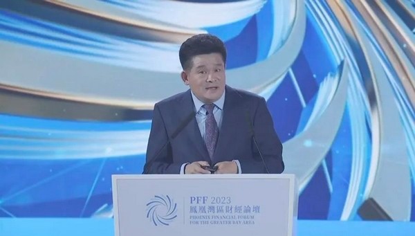 j9九游会重机董事长于孟生出席“凤凰湾区财经论坛2023”并发表主旨演讲